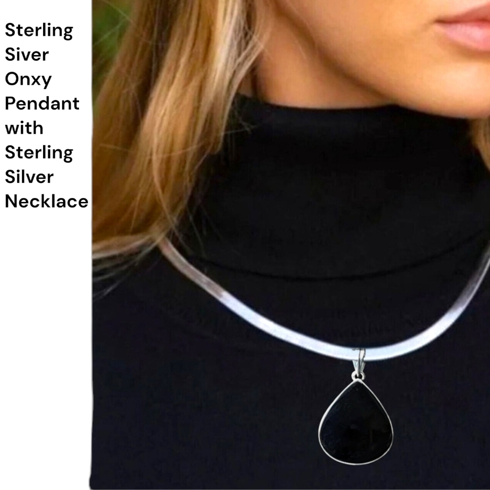 Sterling Siver Onyx Teardrop Pendant &  Necklace